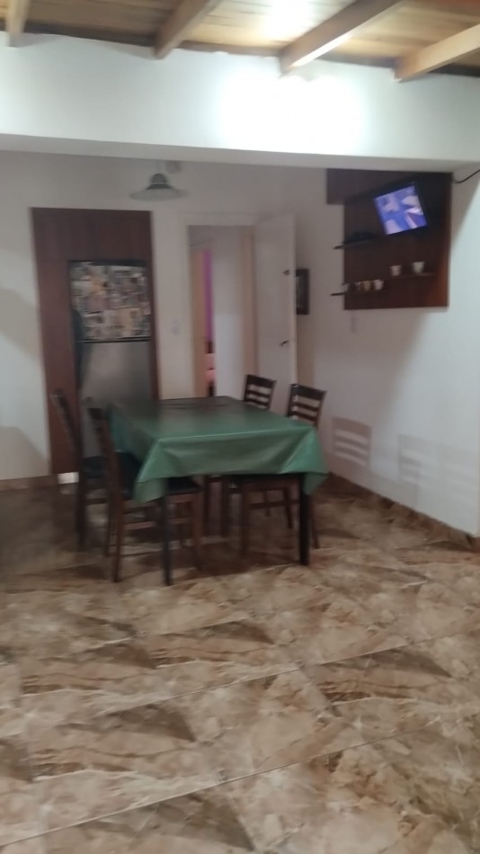 CASA 6 AMBIENTES. COLON AL 9000