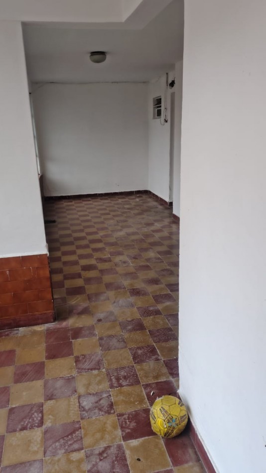 CASA 3 AMBIENTES. BOLIVAR AL 9300.