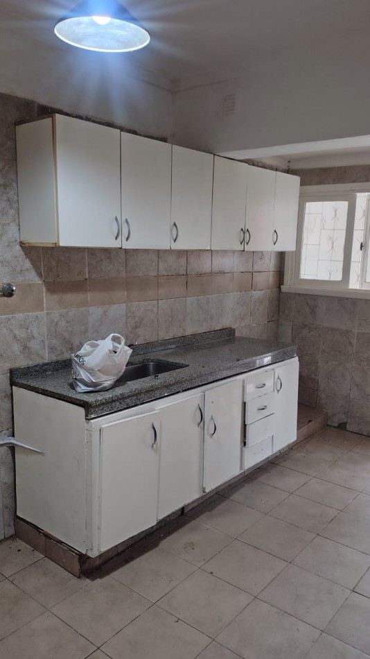 CASA 3 AMBIENTES. BOLIVAR AL 9300.