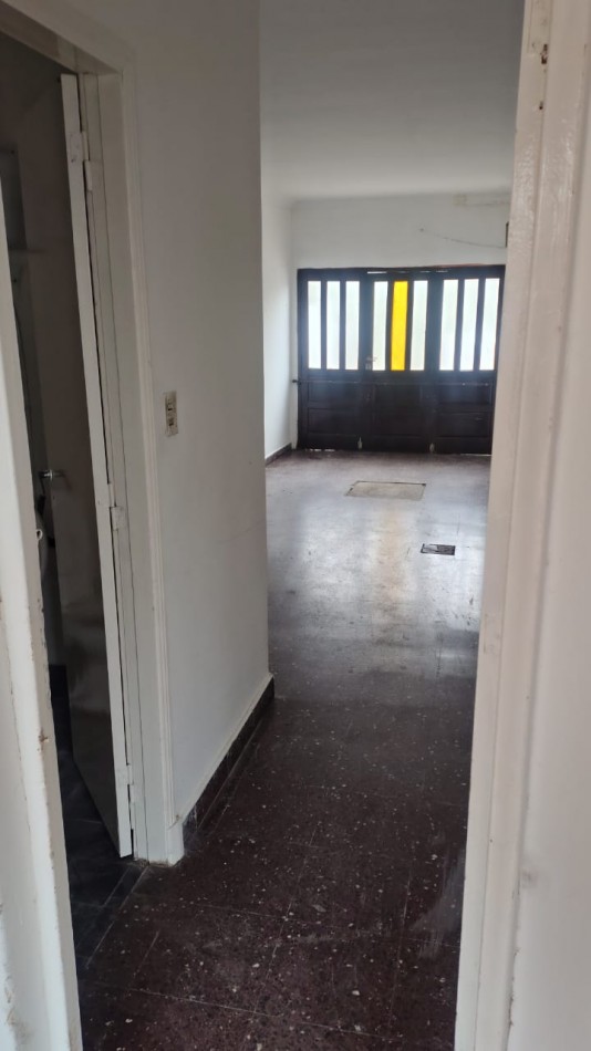 CASA 3 AMBIENTES. BOLIVAR AL 9300.