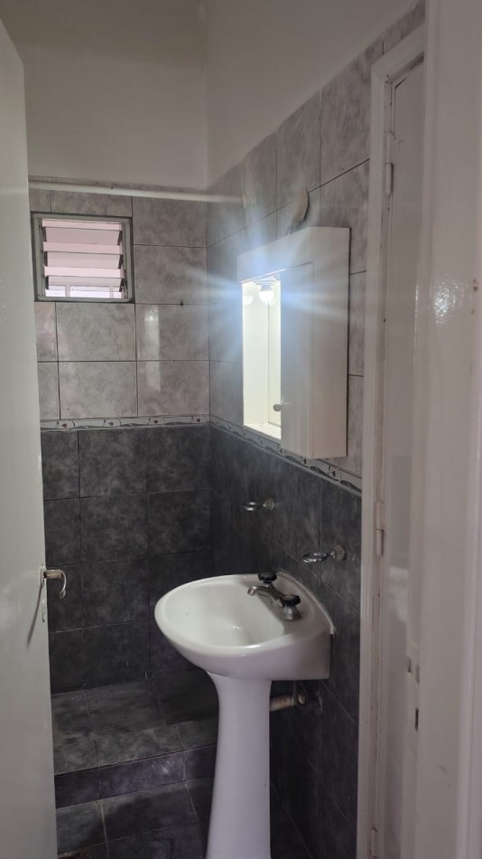 CASA 3 AMBIENTES. BOLIVAR AL 9300.