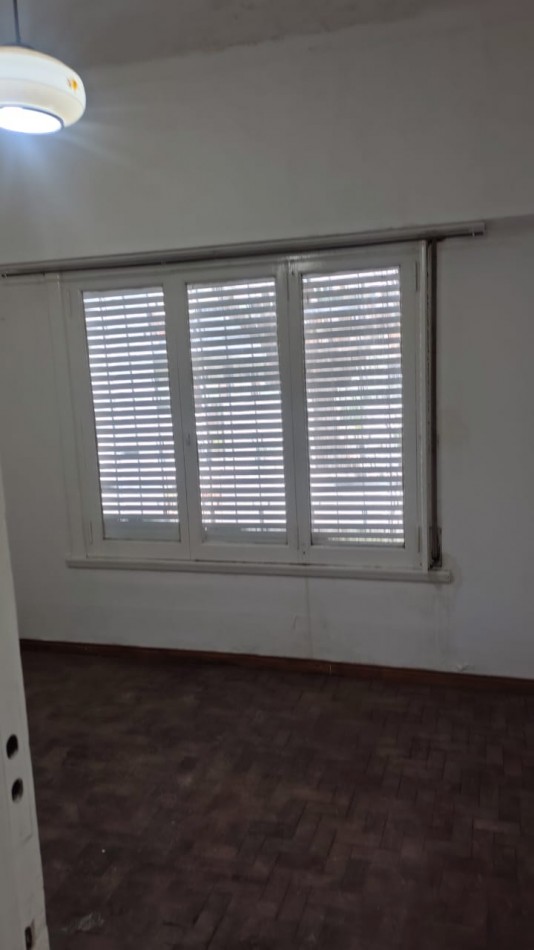 CASA 3 AMBIENTES. BOLIVAR AL 9300.
