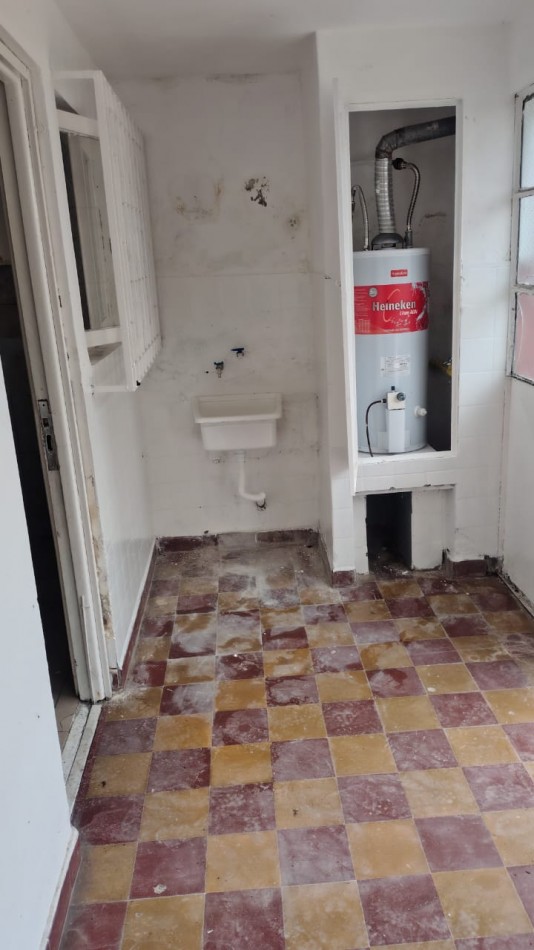 CASA 3 AMBIENTES. BOLIVAR AL 9300.