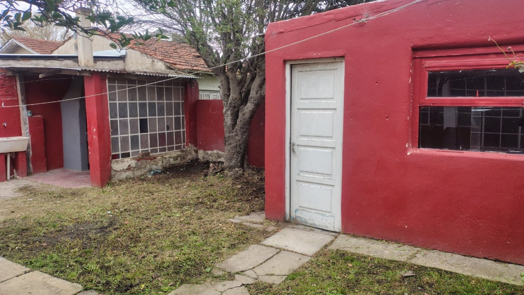 CASA 3 AMBIENTES. BOLIVAR AL 9300.