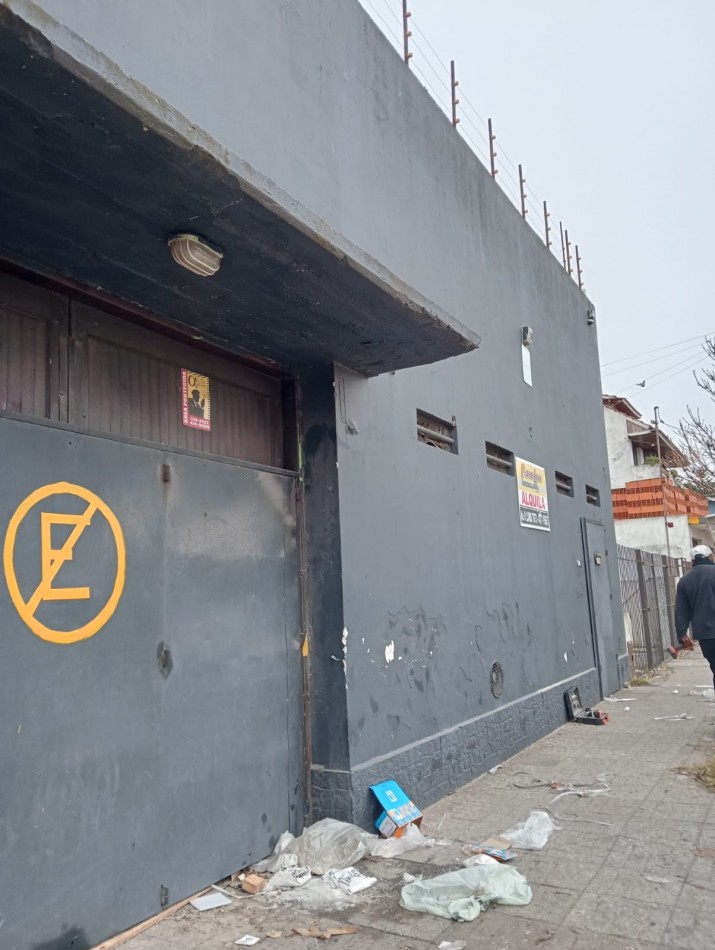 GALPON 200M2. LURO Y 188.