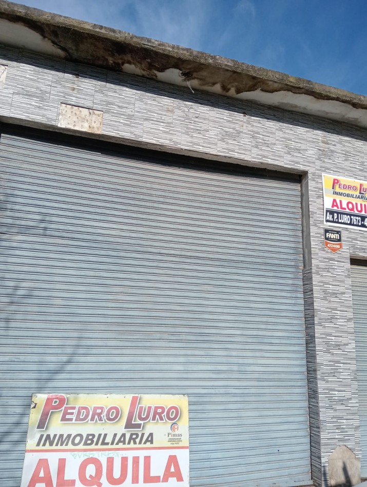 Galpon 230m2 . 3 arroyos al 1000