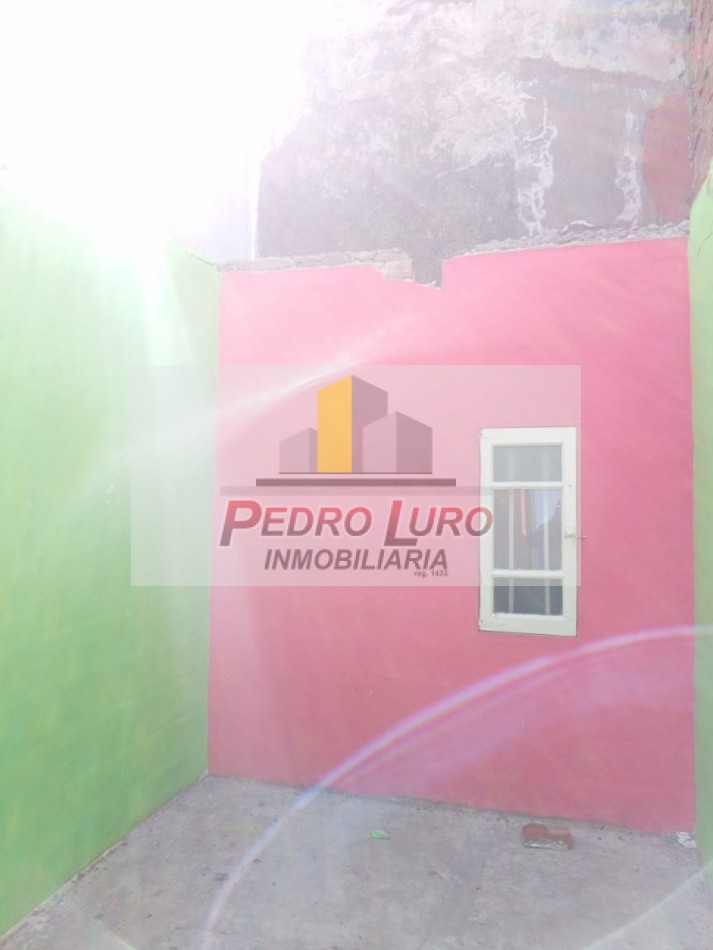 LOCAL  100M2 APROX. CORONEL SUAREZ AL 700