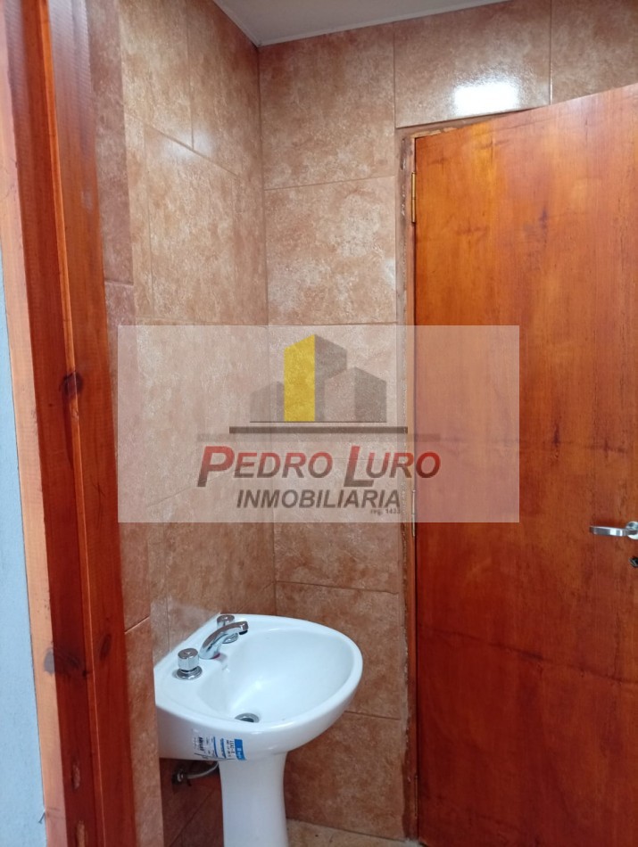 GALPON A ESTRENAR DE 250M2 CUB. + 100M2 DESCUB. SAN MARTIN AL 6700
