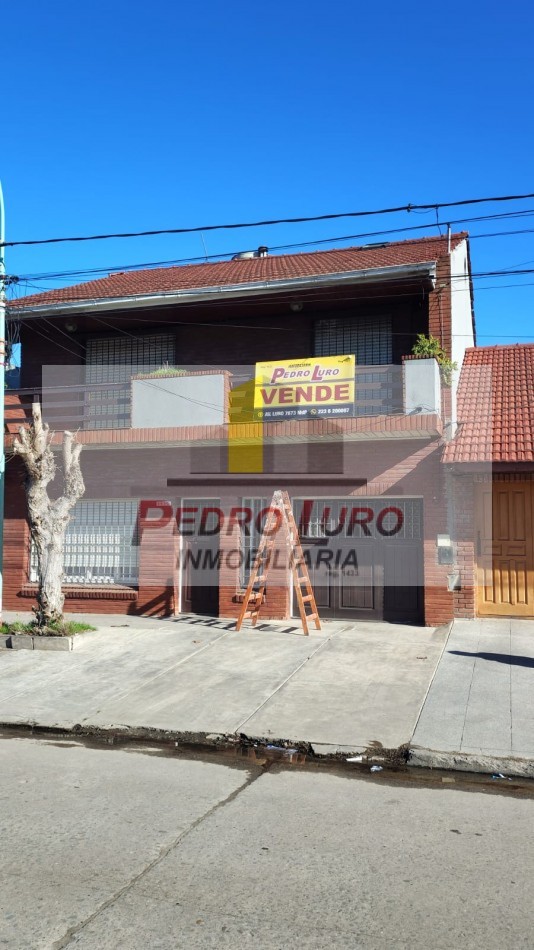 CASA 4 AMBEINTES + DEPARTAMENTO EN PLANTA ALTA. BELGRANO AL 6500