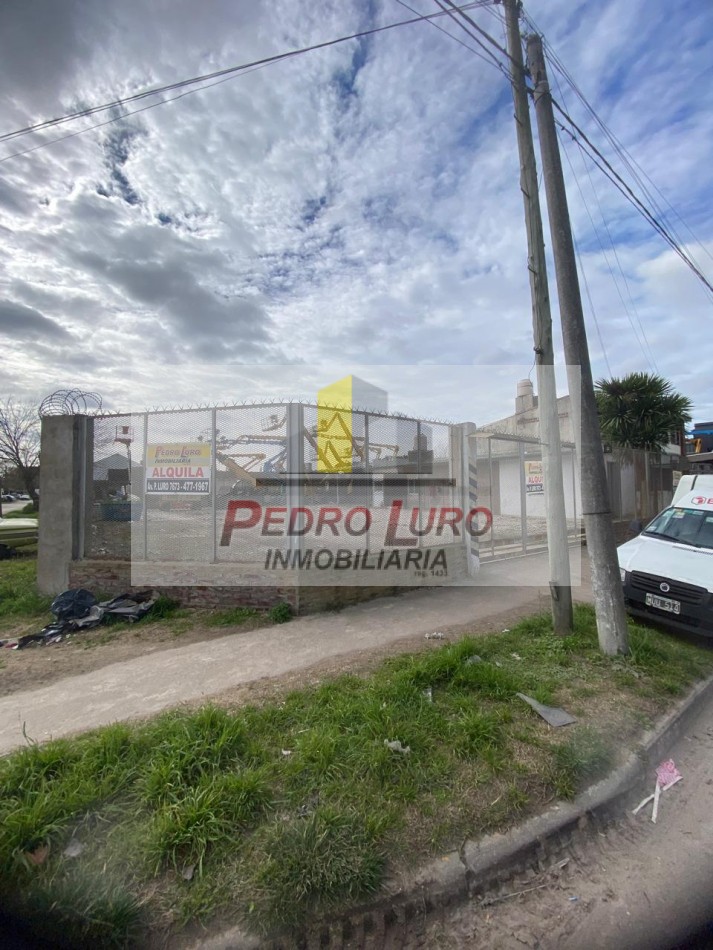 PREDIO 720M2 APROX. AV.LURO Y 216.