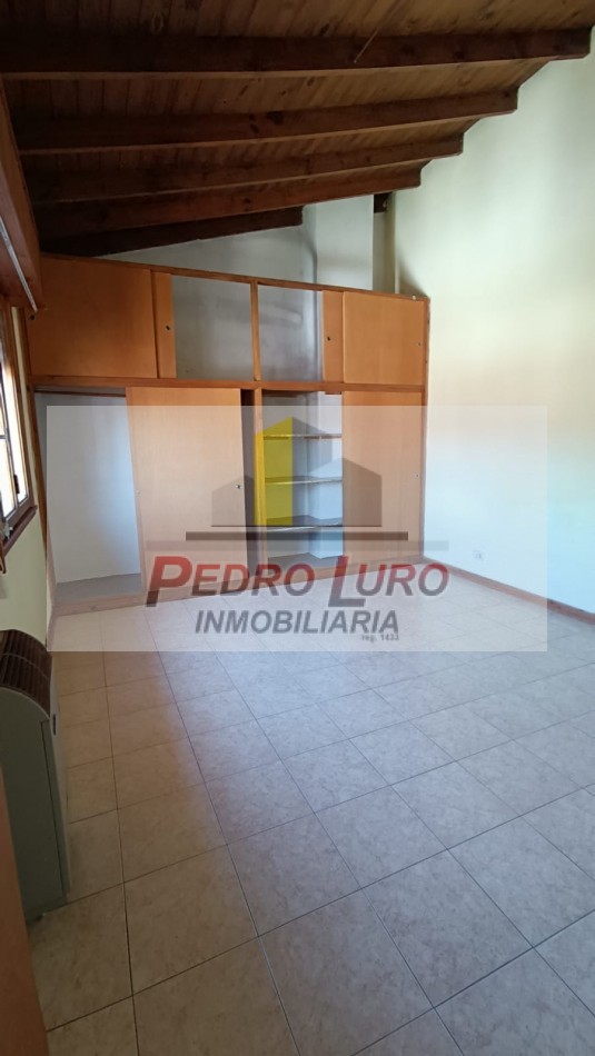 CASA EN PLANTA ALTA 3 AMB. SIRIA 2100