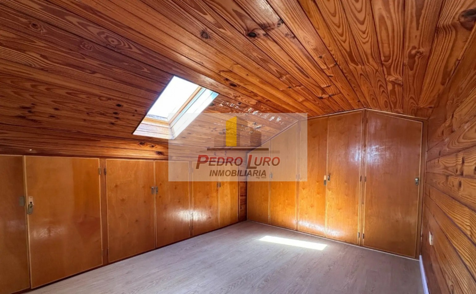 CASA 4 AMBEINTES + DEPARTAMENTO EN PLANTA ALTA. BELGRANO AL 6500