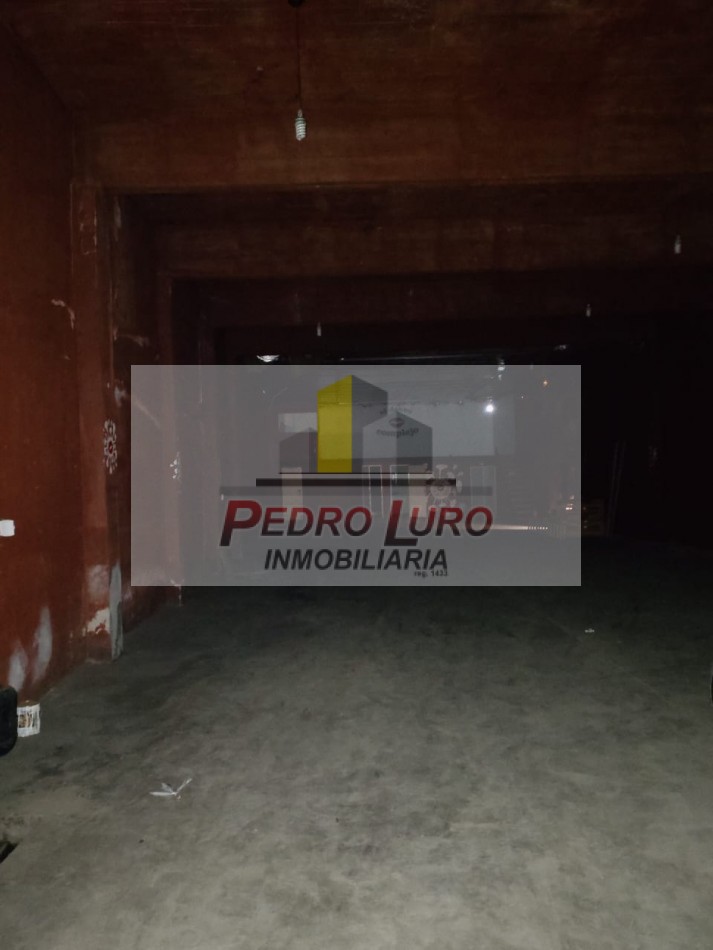 GALPON. 700M2 . LURO AL 10.000