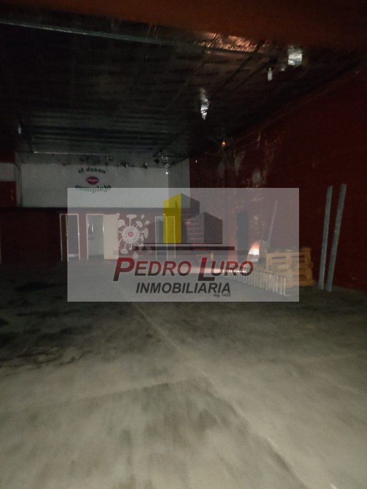 GALPON. 700M2 . LURO AL 10.000