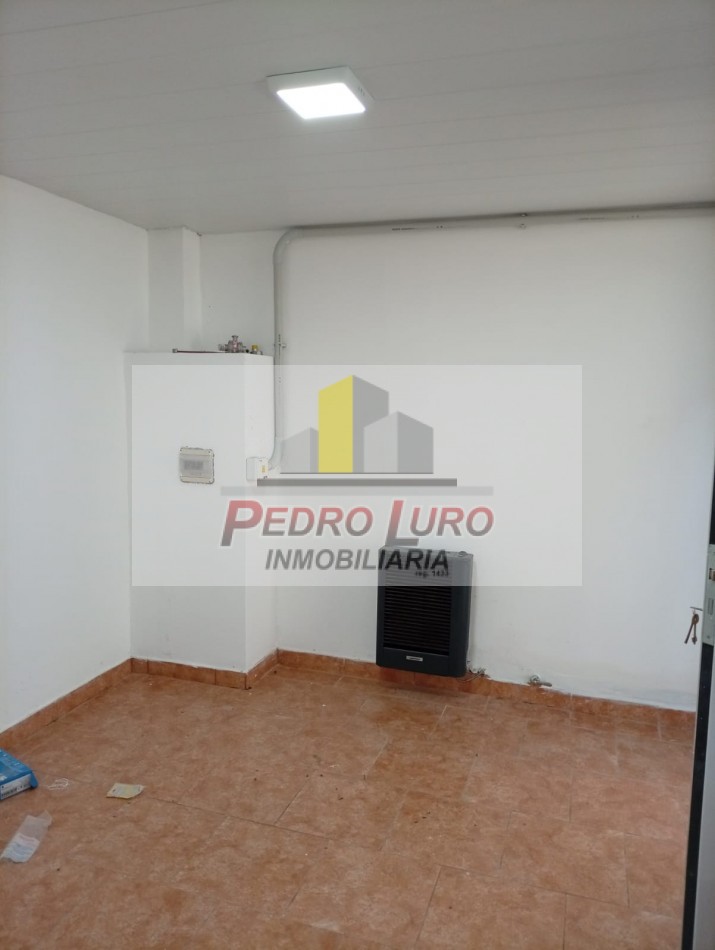 GALPON A ESTRENAR DE 250M2 CUB. + 100M2 DESCUB. SAN MARTIN AL 6700