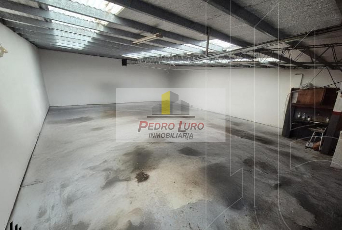 GALPON 334M2 CUB. ZONA: LAS AVENIDAS. (valentini al 1100)