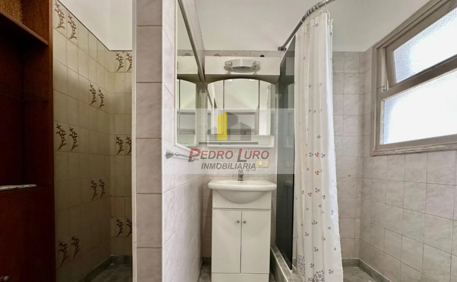 CASA 4 AMBEINTES + DEPARTAMENTO EN PLANTA ALTA. BELGRANO AL 6500