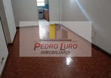 DEPARTAMENTO 2 AMBIENTES. LURO Y 180